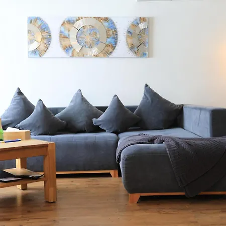 Apartmán Brand New, 5min To Paradise ! *