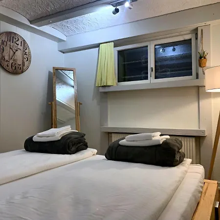 Brand New, 5min To Paradise ! *